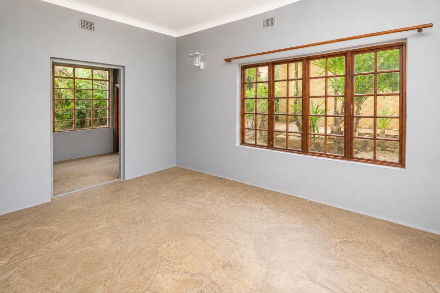 5 Bedroom Property for Sale in Schoemansville North West